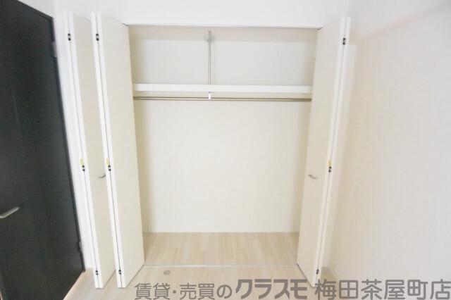 13/30 収納