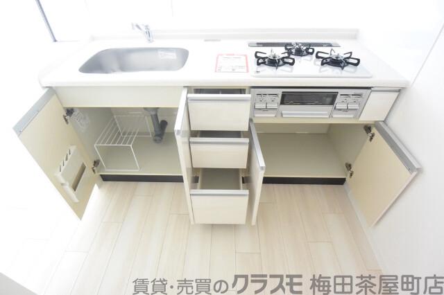 16/30 キッチン