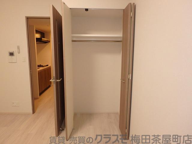 13/30 収納