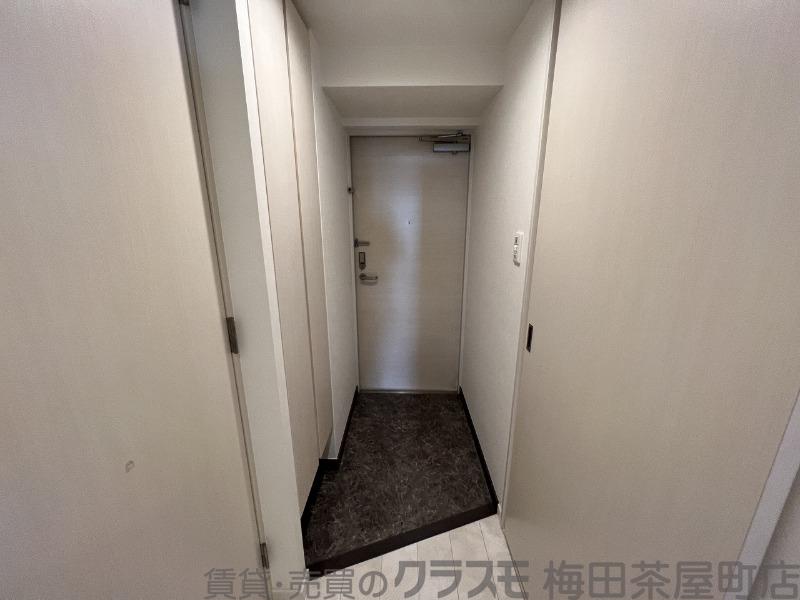14/30 玄関