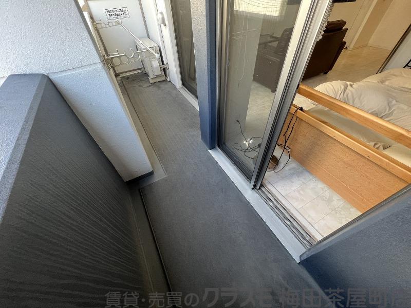 21/30 バルコニー