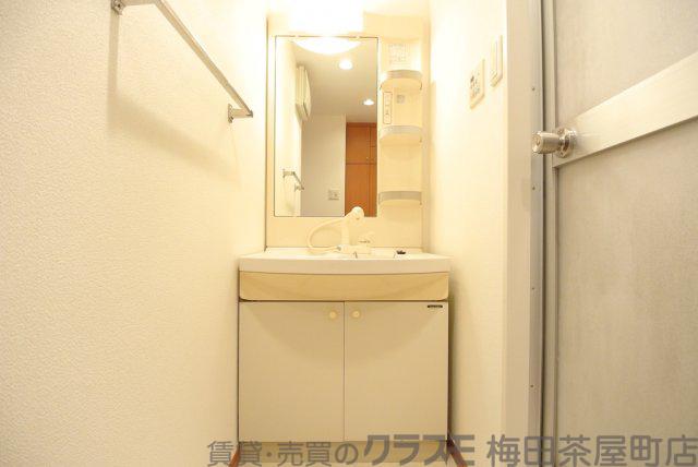 16/30 洗面