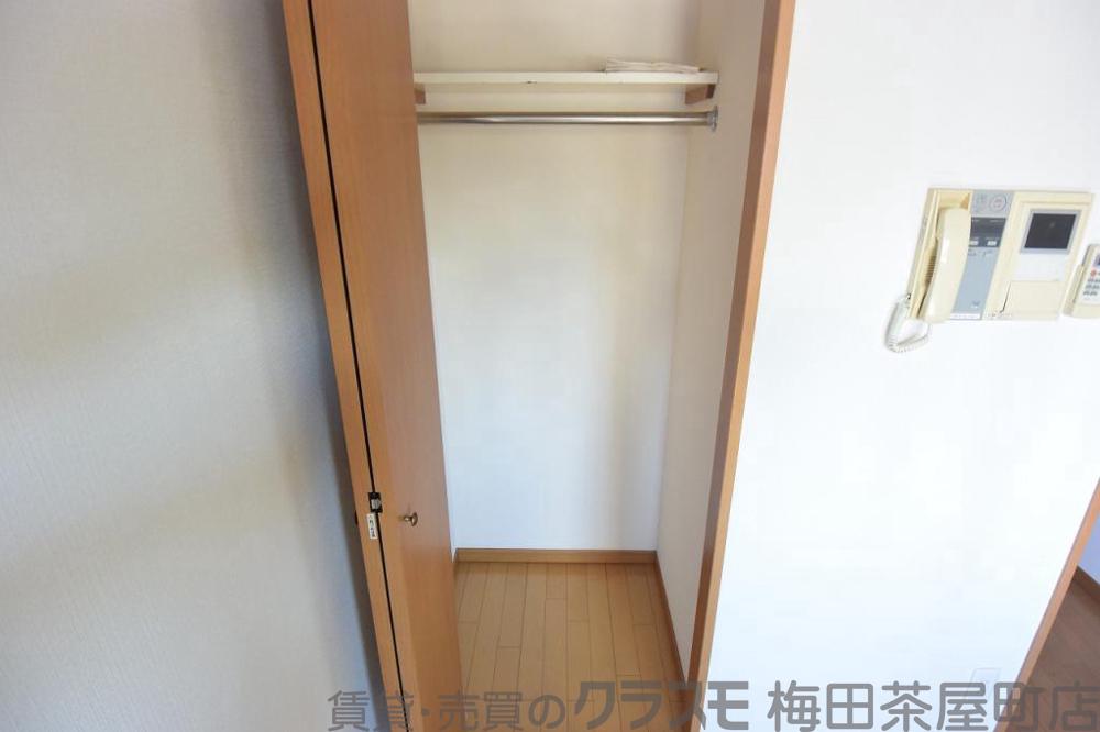 13/30 収納