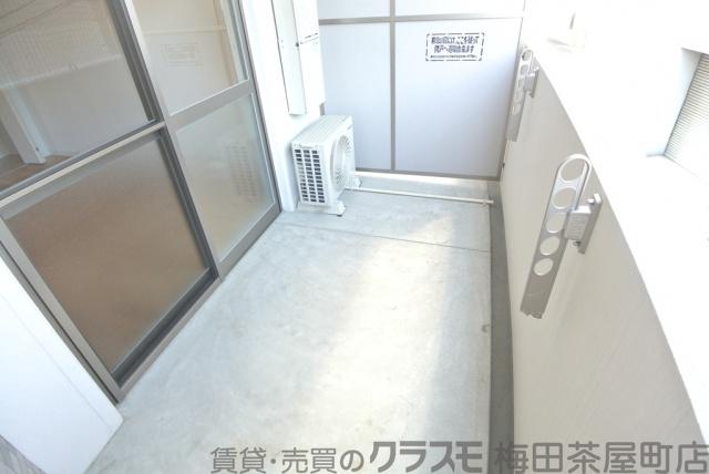 21/30 バルコニー