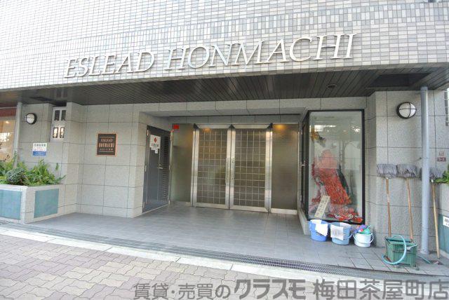 15/21 エントランス