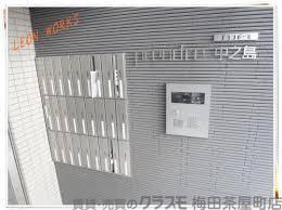 18/25 エントランス