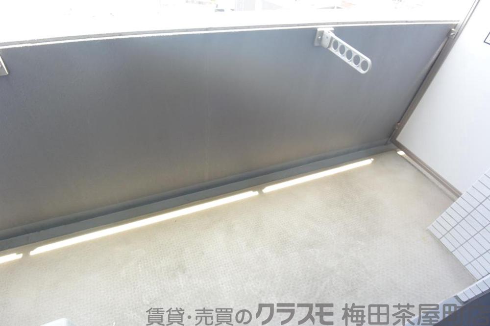 21/30 バルコニー