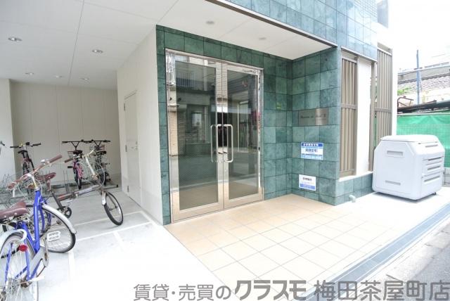 3/6 エントランス