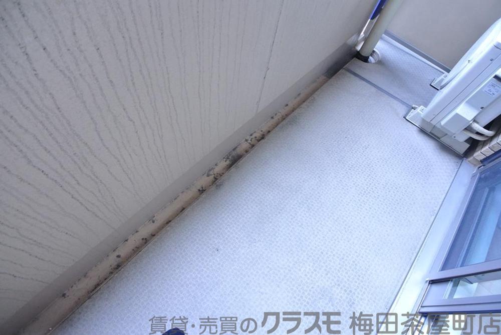 20/30 バルコニー