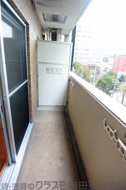 21/30 バルコニー