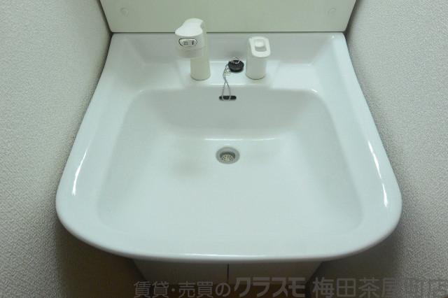 13/30 洗面