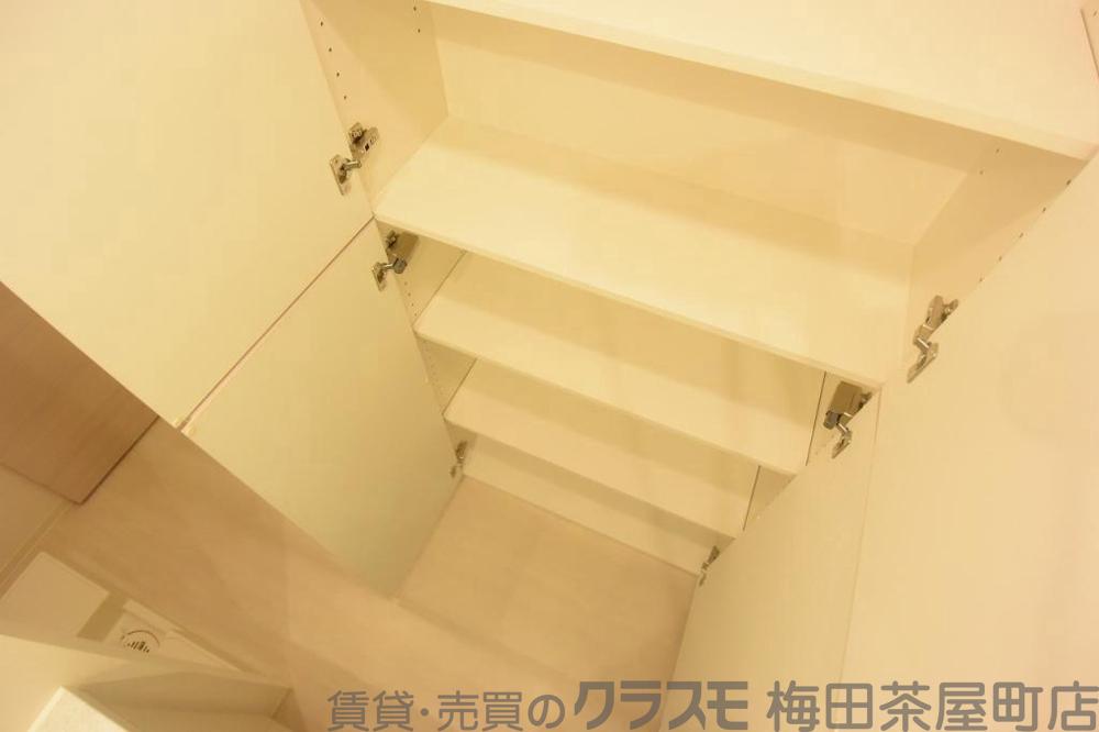 14/30 室内