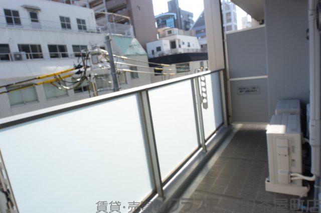 21/30 バルコニー