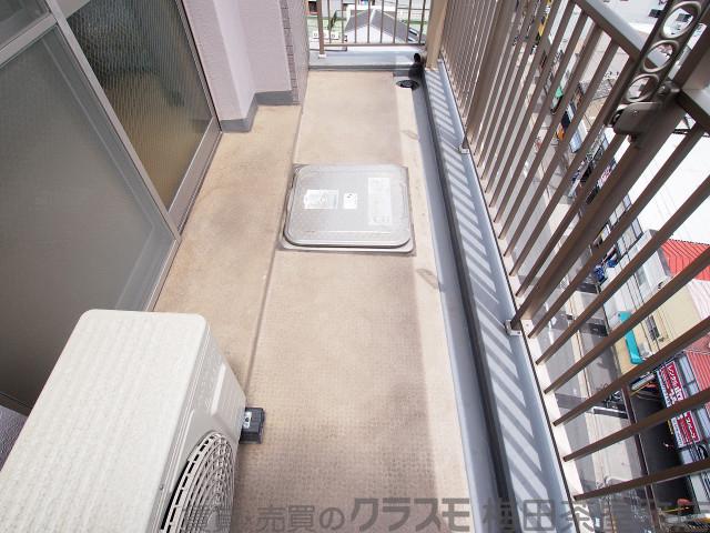 22/30 バルコニー