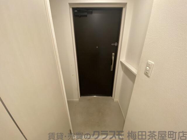 14/30 玄関