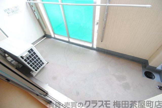 21/30 バルコニー