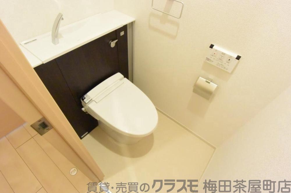 18/30 トイレ