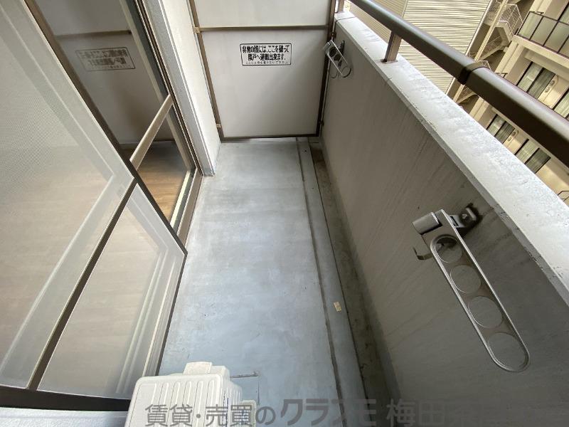 21/30 バルコニー