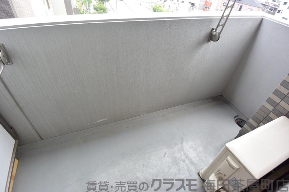 21/30 バルコニー