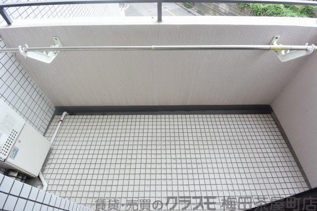 21/30 バルコニー