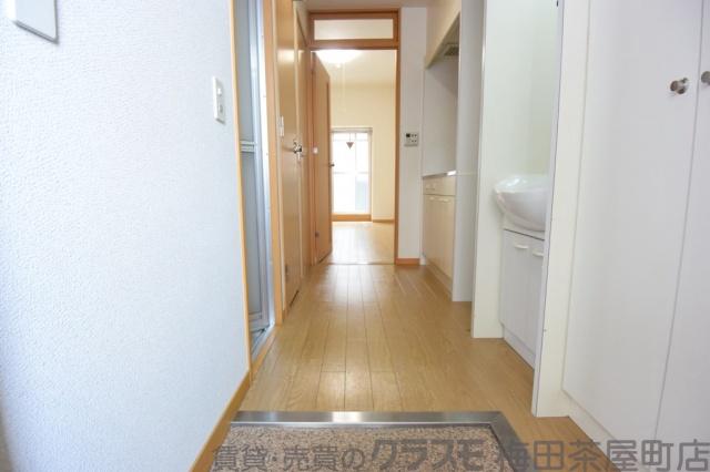 14/30 玄関