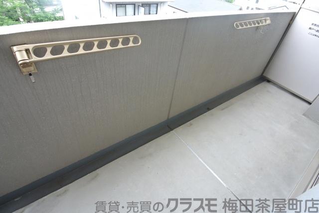 21/30 バルコニー