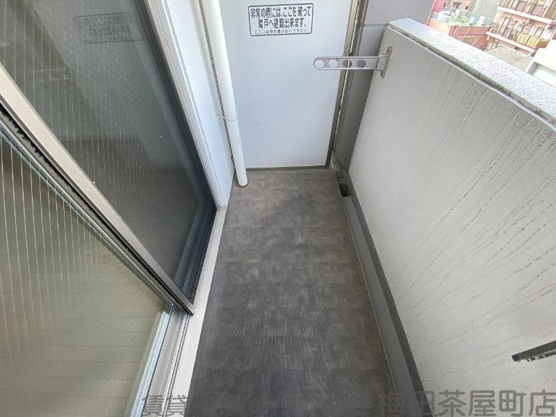 21/30 バルコニー