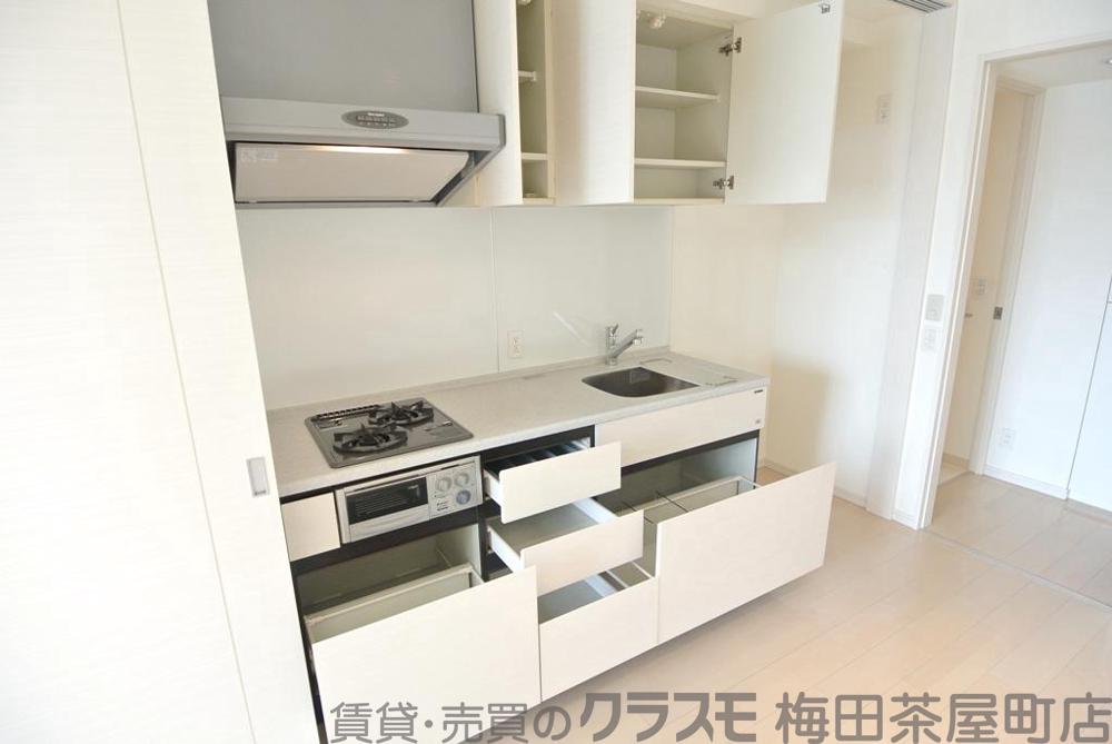 14/30 室内