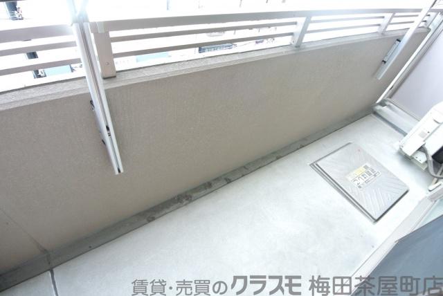 21/30 バルコニー