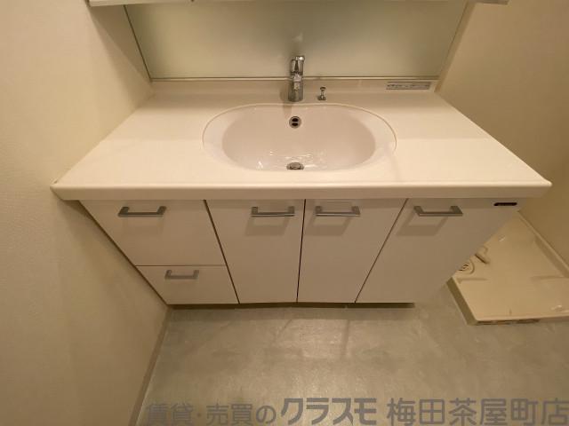 19/30 洗面