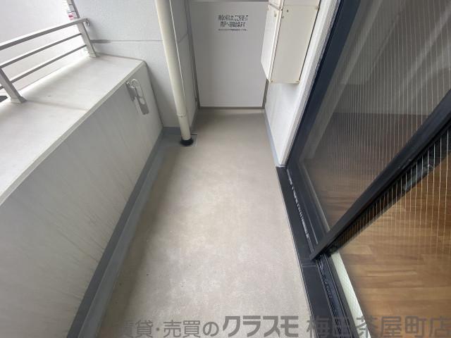 21/30 バルコニー