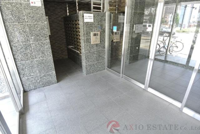 3/4 エントランス