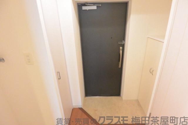 14/30 玄関
