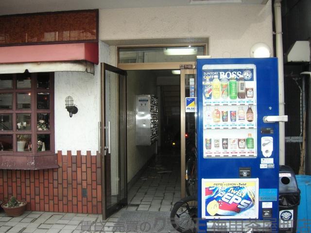 15/15 エントランス