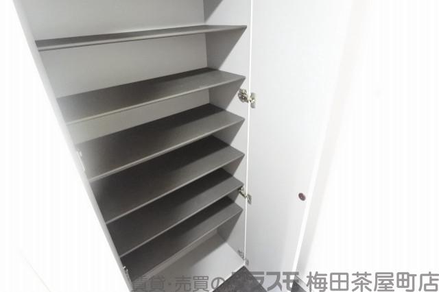 23/30 バルコニー