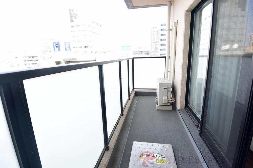 20/30 バルコニー