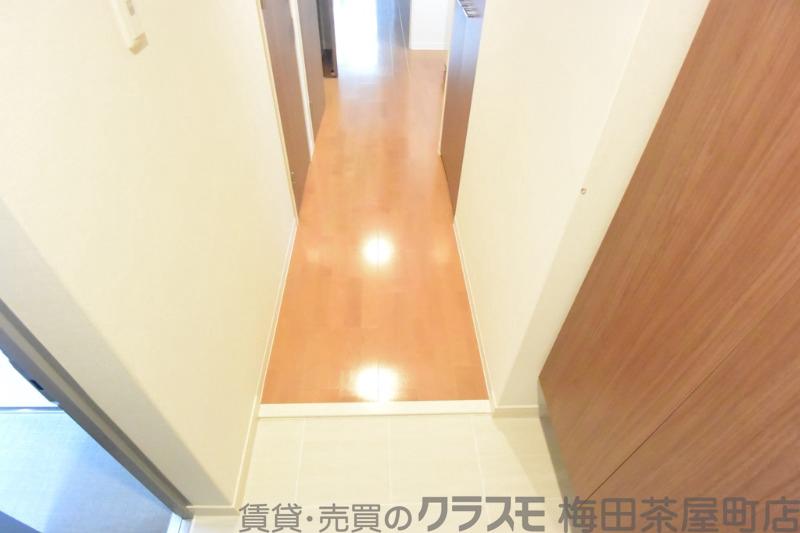 14/30 玄関