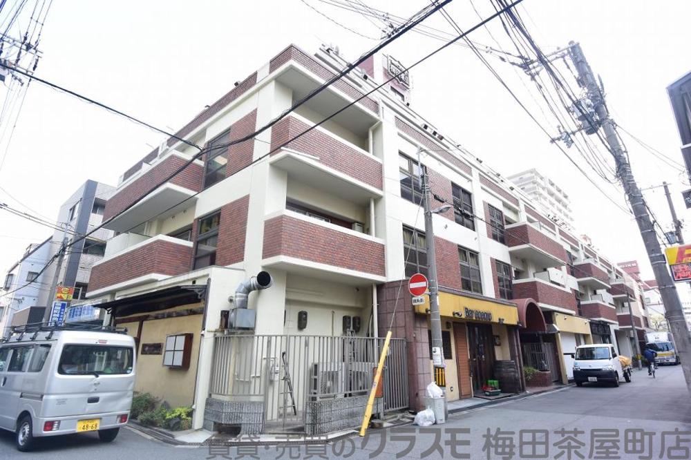 2/30 外観