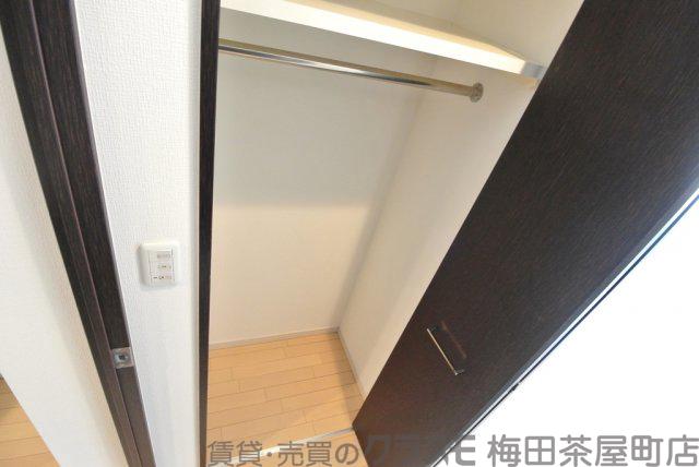 13/30 収納
