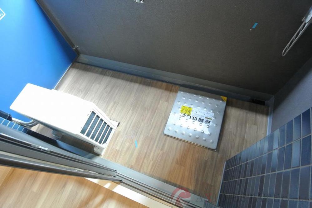 25/30 バルコニー