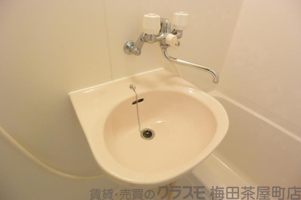 19/30 洗面
