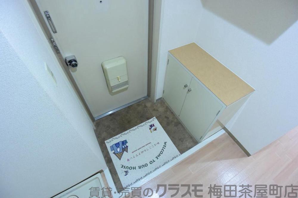14/30 玄関