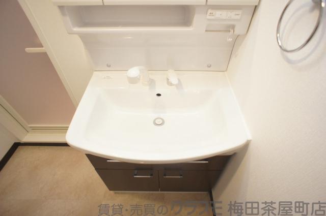 20/30 洗面