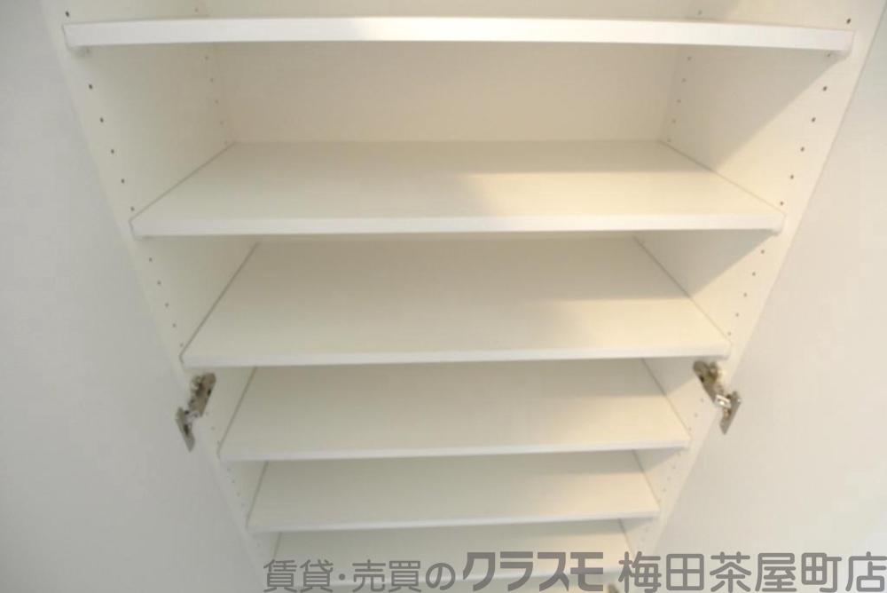 13/30 収納