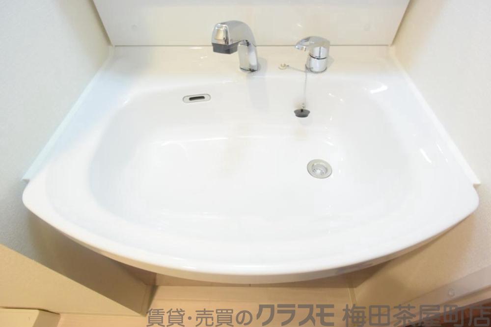 13/30 洗面