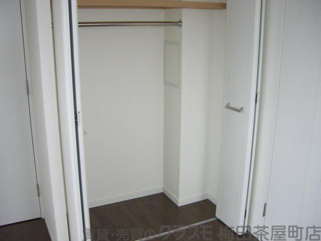 13/30 収納