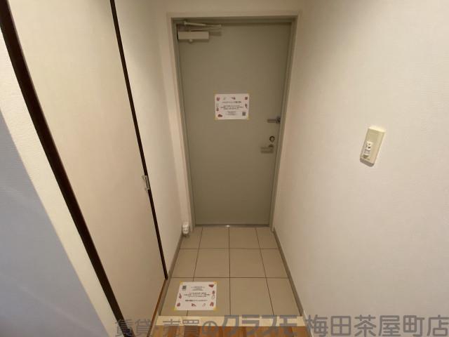 14/30 玄関