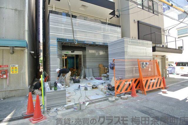 15/19 エントランス