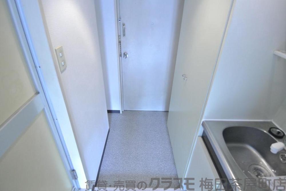 14/30 玄関