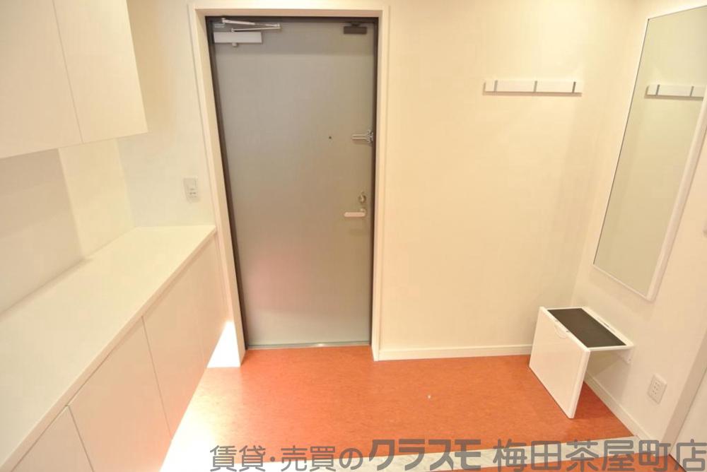 14/30 玄関